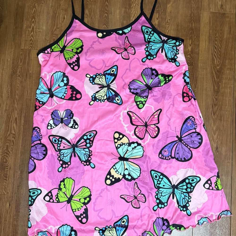 Women’s Gowns (2) from Temu - Pink Butterfly and Black Floral - Size 14/16 (2XL) - Picture 4 of 4